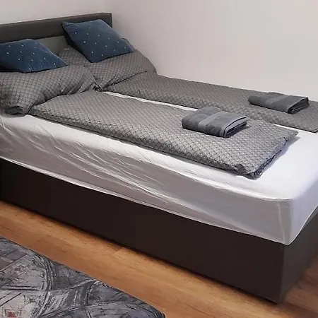 Lelle Lelke Apartmanhaz * Balatonlelle