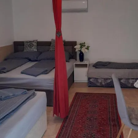 Lelle Lelke Apartmanhaz Daire *